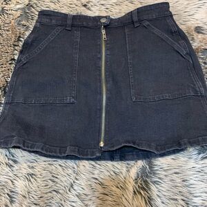 Madewell Black Denim Mini Skirt Utility Zip Skirt in Black Frost Size 28